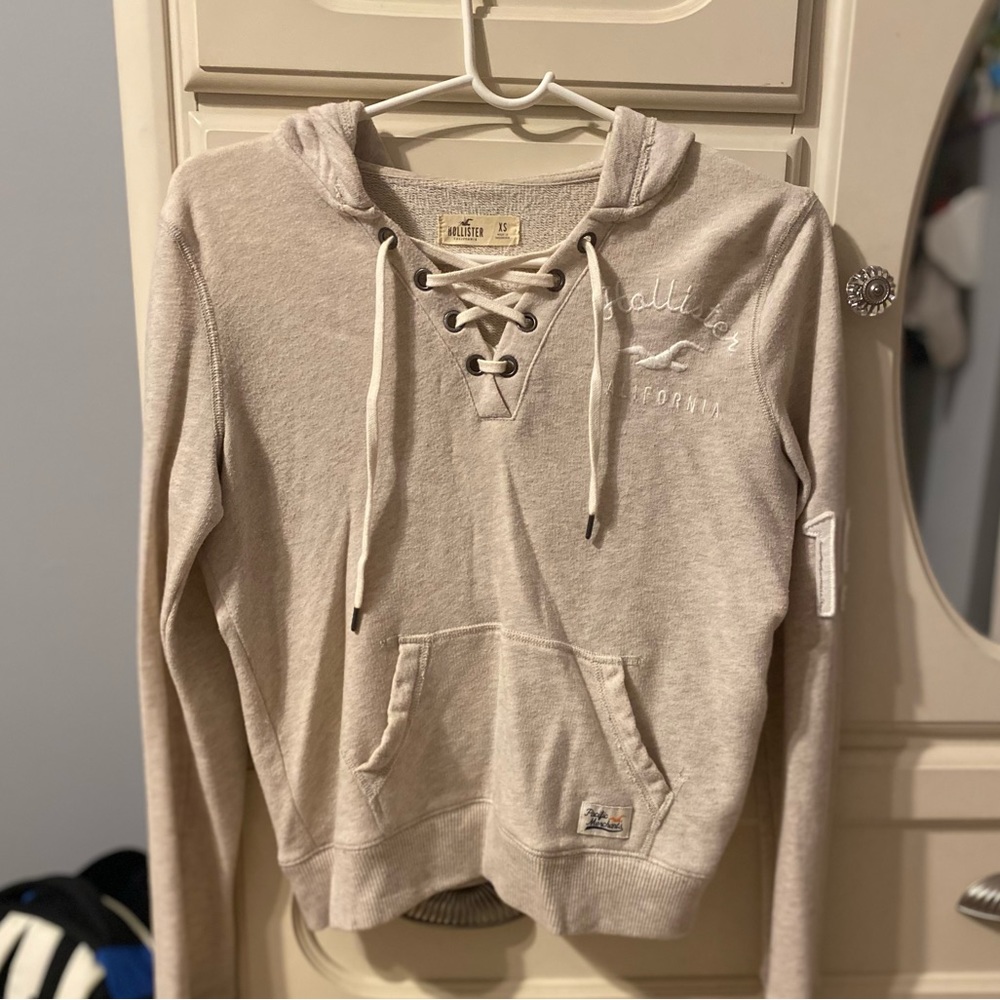 Hollister tie front hoodie